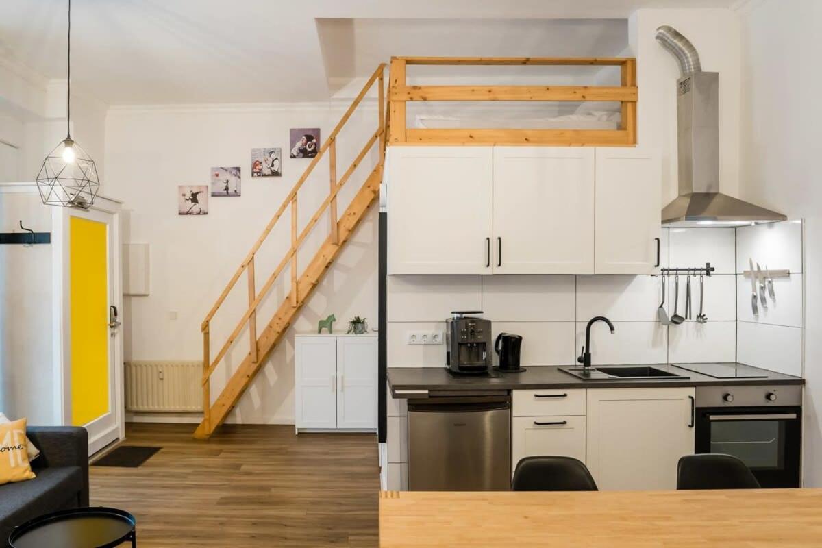 Stylish Loft Close To Boxhagener Platz Berlin Bagian luar foto